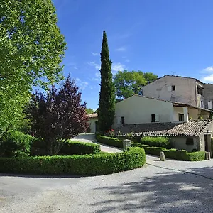 Charembeau Hotel